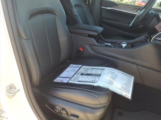 new 2025 Jeep Grand Cherokee L car, priced at $50,747