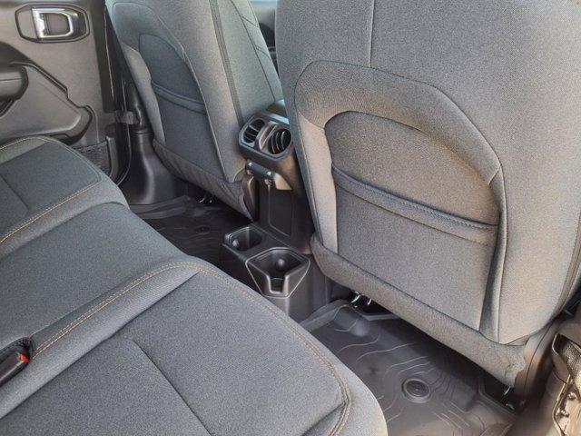 new 2025 Jeep Gladiator car, priced at $45,791