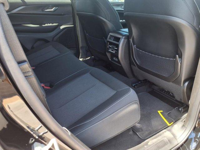 new 2025 Jeep Grand Cherokee car, priced at $33,359
