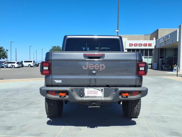new 2025 Jeep Gladiator car, priced at $48,038