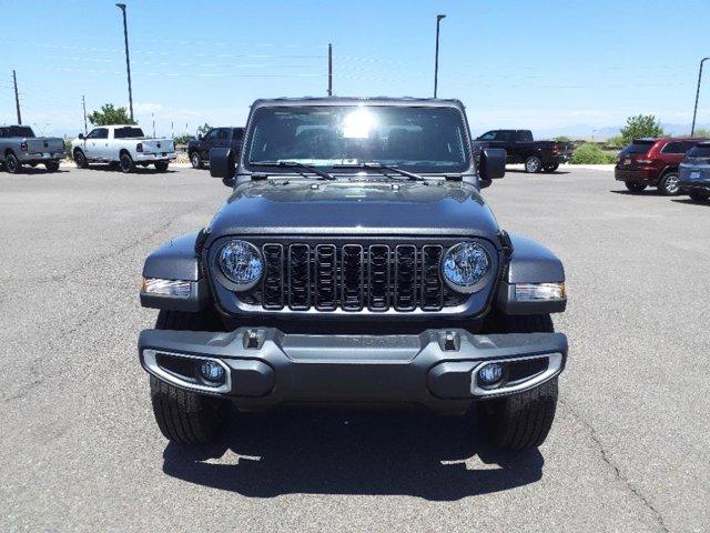 new 2024 Jeep Gladiator car