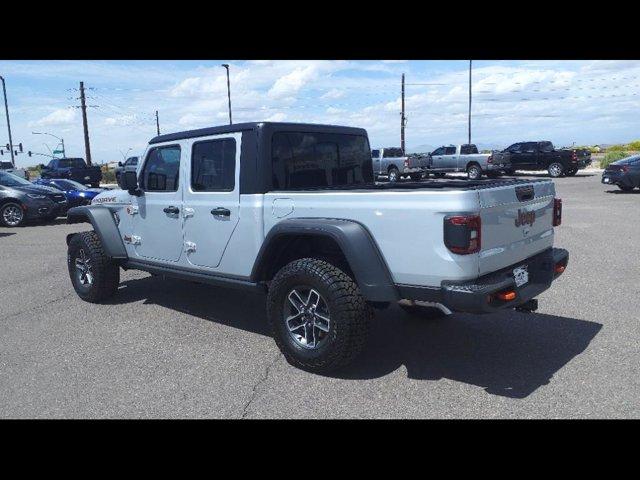 new 2024 Jeep Gladiator car