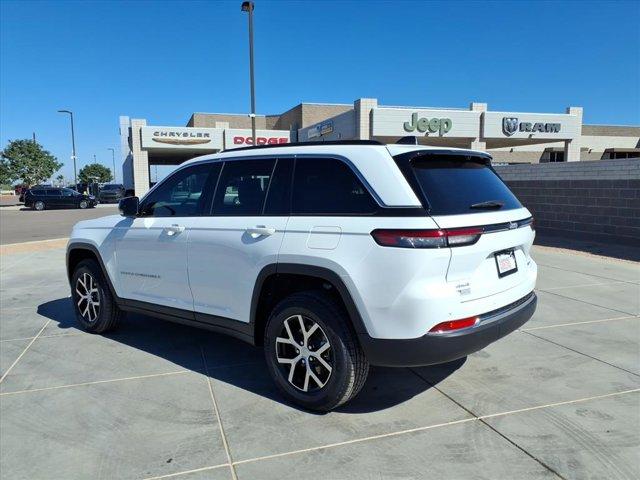 new 2025 Jeep Grand Cherokee car, priced at $48,890