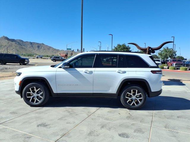 new 2025 Jeep Grand Cherokee car, priced at $48,890