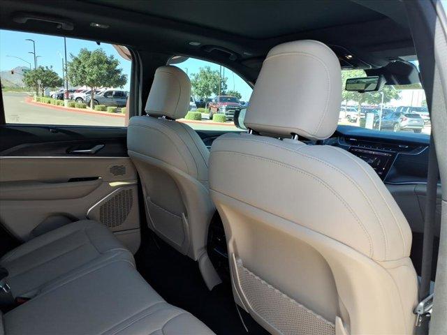 new 2025 Jeep Grand Cherokee car, priced at $48,890
