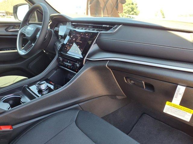 new 2025 Jeep Grand Cherokee L car, priced at $35,797