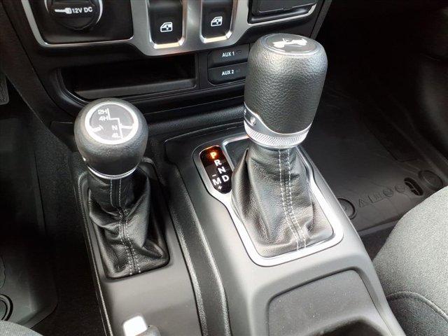 new 2025 Jeep Wrangler car, priced at $37,331