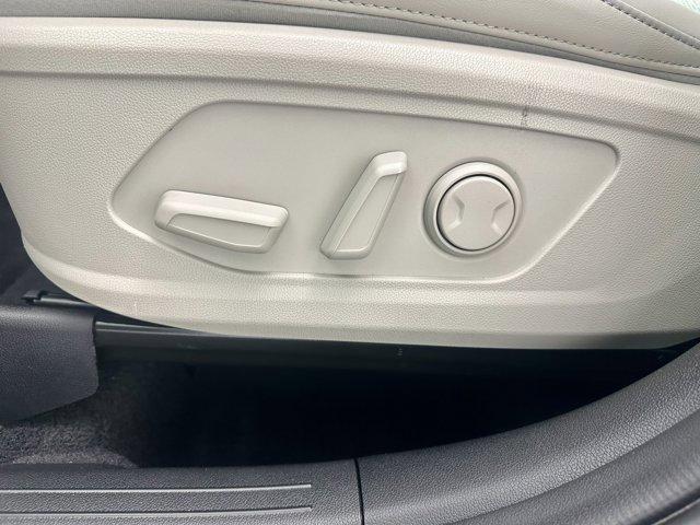 used 2022 Kia Sorento car, priced at $28,477