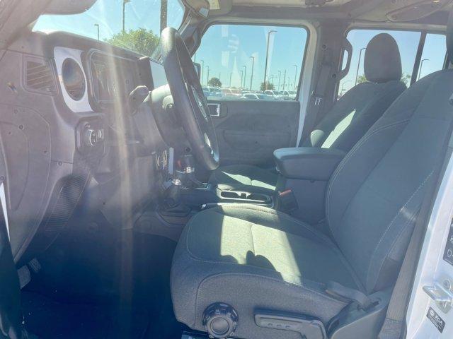 new 2025 Jeep Gladiator car, priced at $39,893
