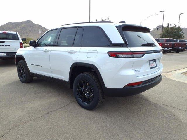 new 2025 Jeep Grand Cherokee car