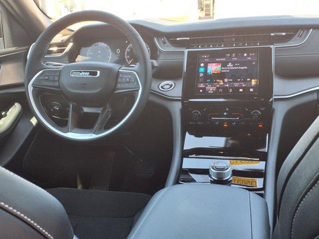 new 2025 Jeep Grand Cherokee car, priced at $39,971