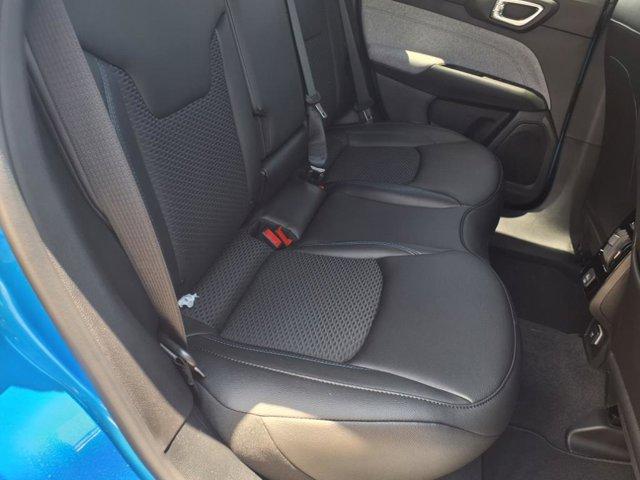 new 2025 Jeep Compass car, priced at $25,650