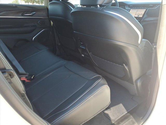 new 2025 Jeep Grand Cherokee car, priced at $53,355