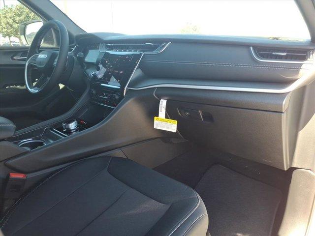 new 2025 Jeep Grand Cherokee car