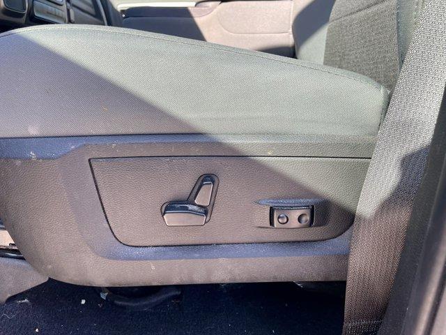 used 2020 Ram 1500 Classic car, priced at $25,999