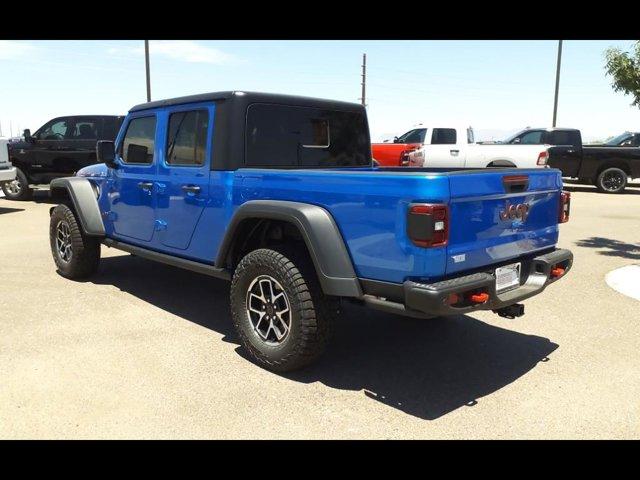 new 2024 Jeep Gladiator car