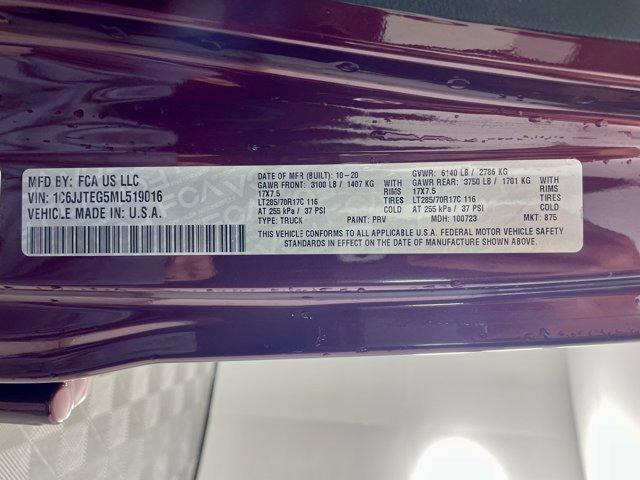 used 2021 Jeep Gladiator car, priced at $32,977