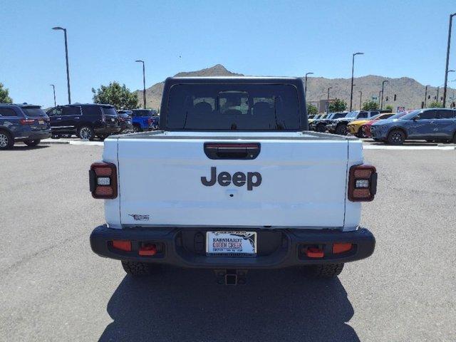 new 2024 Jeep Gladiator car