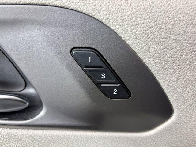 used 2022 Chrysler Pacifica car, priced at $27,977