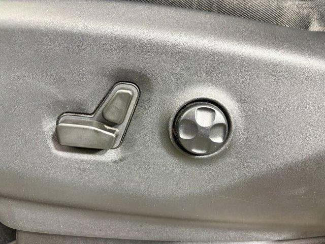 used 2022 Chrysler Pacifica car, priced at $27,977