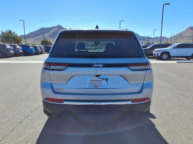 new 2025 Jeep Grand Cherokee car