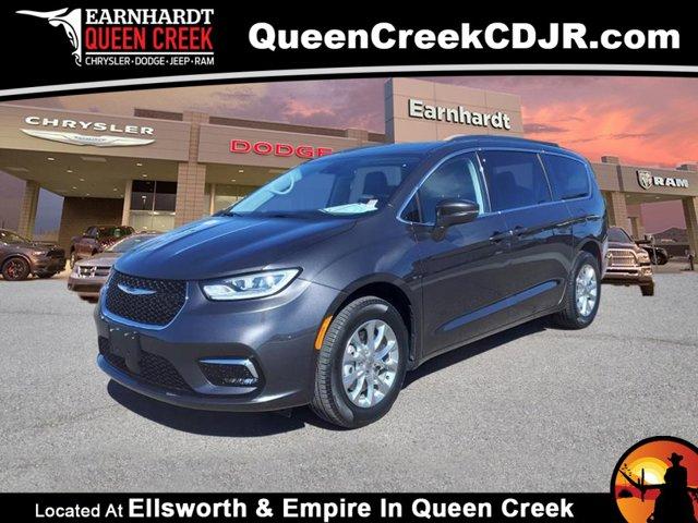 used 2022 Chrysler Pacifica car, priced at $35,995