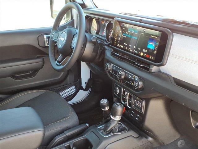new 2025 Jeep Wrangler car, priced at $40,173