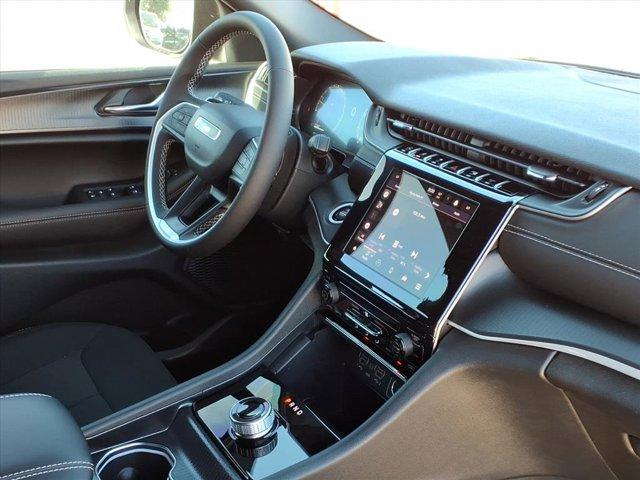 new 2025 Jeep Grand Cherokee L car, priced at $33,533