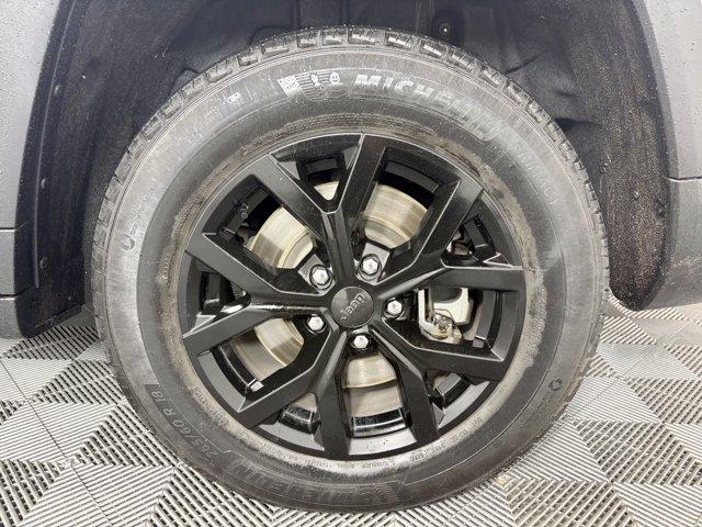 used 2022 Jeep Grand Cherokee L car, priced at $29,477