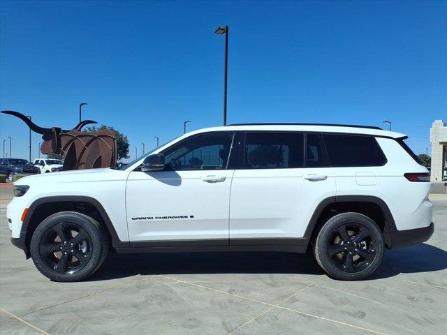 new 2025 Jeep Grand Cherokee L car, priced at $40,927