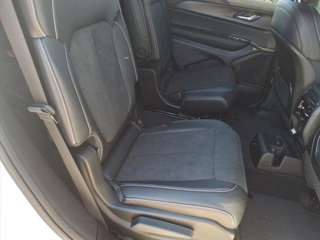new 2025 Jeep Grand Cherokee L car, priced at $40,927