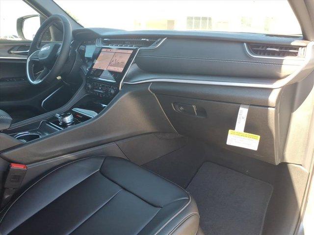 new 2025 Jeep Grand Cherokee L car, priced at $46,172