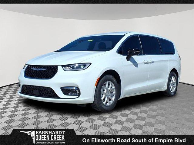 new 2026 Chrysler Pacifica car, priced at $39,534