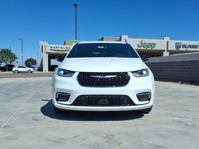new 2026 Chrysler Pacifica car, priced at $39,534