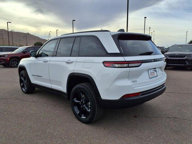 new 2025 Jeep Grand Cherokee car