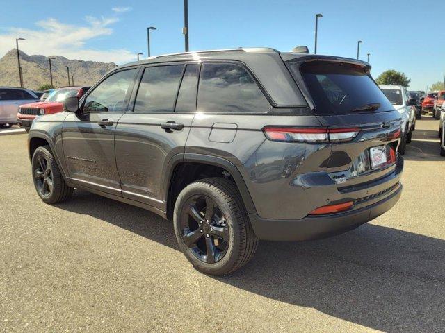 new 2025 Jeep Grand Cherokee car