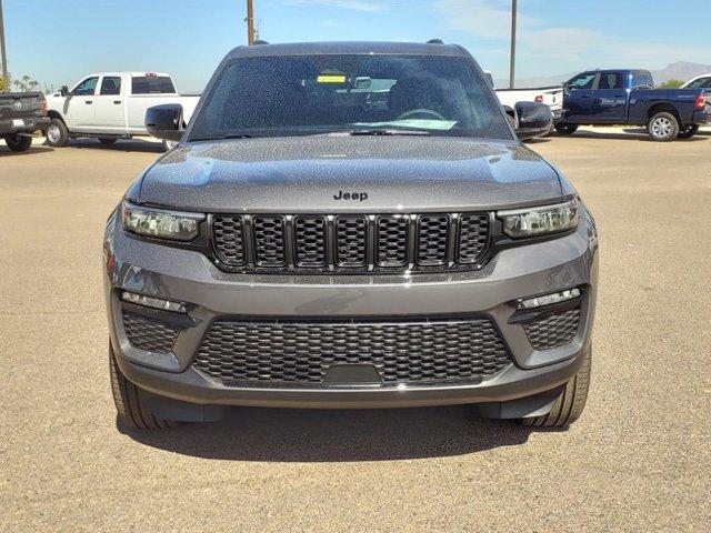 new 2025 Jeep Grand Cherokee car