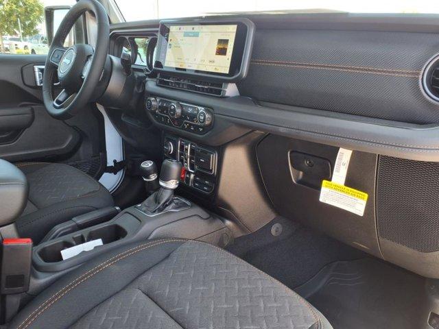 new 2025 Jeep Gladiator car, priced at $46,970
