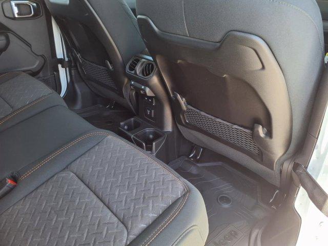 new 2025 Jeep Gladiator car, priced at $46,970
