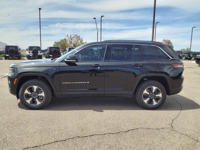 new 2023 Jeep Grand Cherokee 4xe car