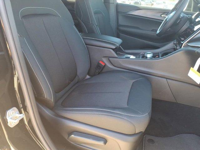 new 2025 Jeep Grand Cherokee car, priced at $36,730