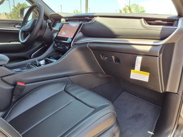 new 2025 Jeep Grand Cherokee L car, priced at $53,919