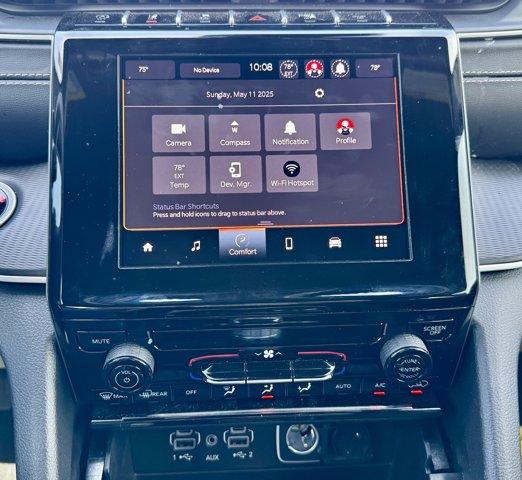 used 2025 Jeep Grand Cherokee car, priced at $34,977