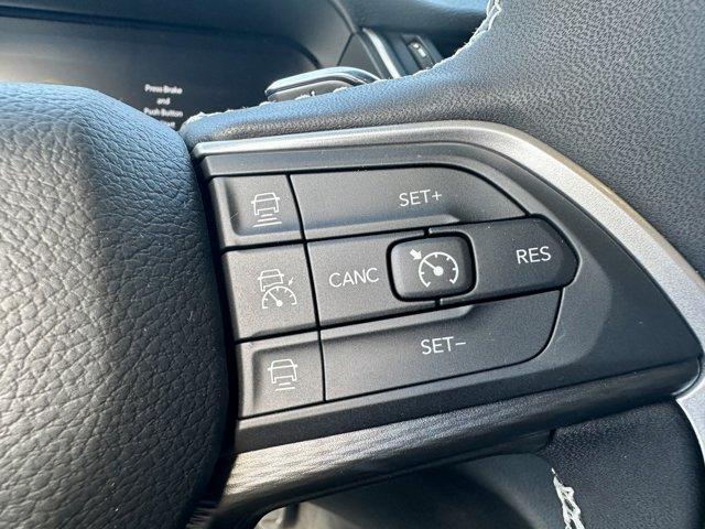 used 2025 Jeep Grand Cherokee car, priced at $39,977