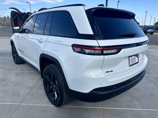 used 2025 Jeep Grand Cherokee car, priced at $39,977