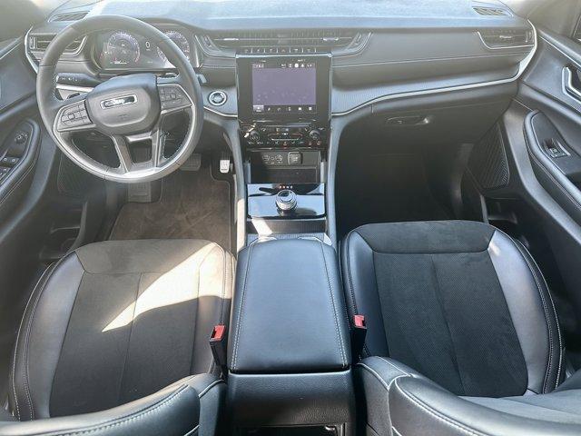 used 2025 Jeep Grand Cherokee car, priced at $39,977