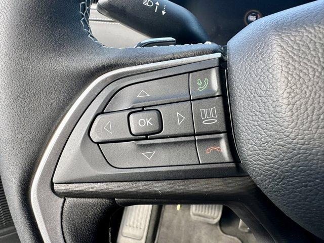 used 2025 Jeep Grand Cherokee car, priced at $39,977