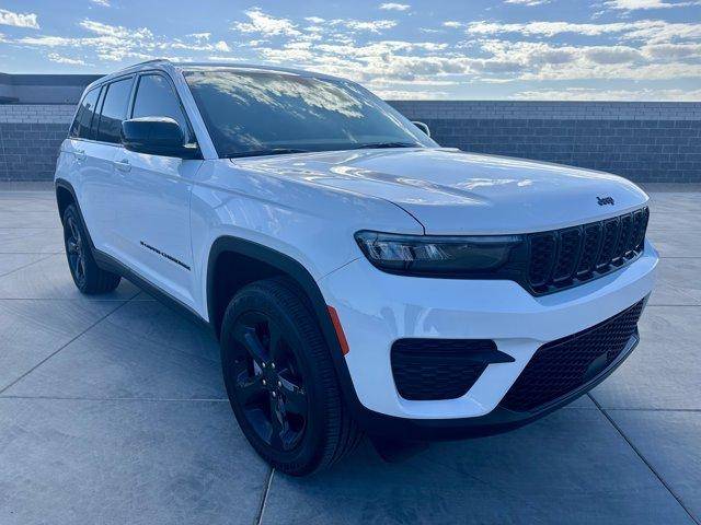 used 2025 Jeep Grand Cherokee car, priced at $39,977