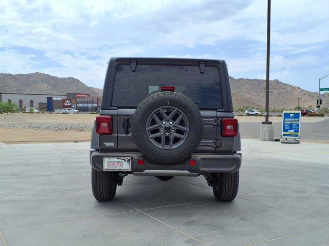 new 2025 Jeep Wrangler car, priced at $43,712