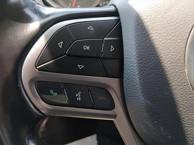 used 2020 Jeep Cherokee car, priced at $20,888